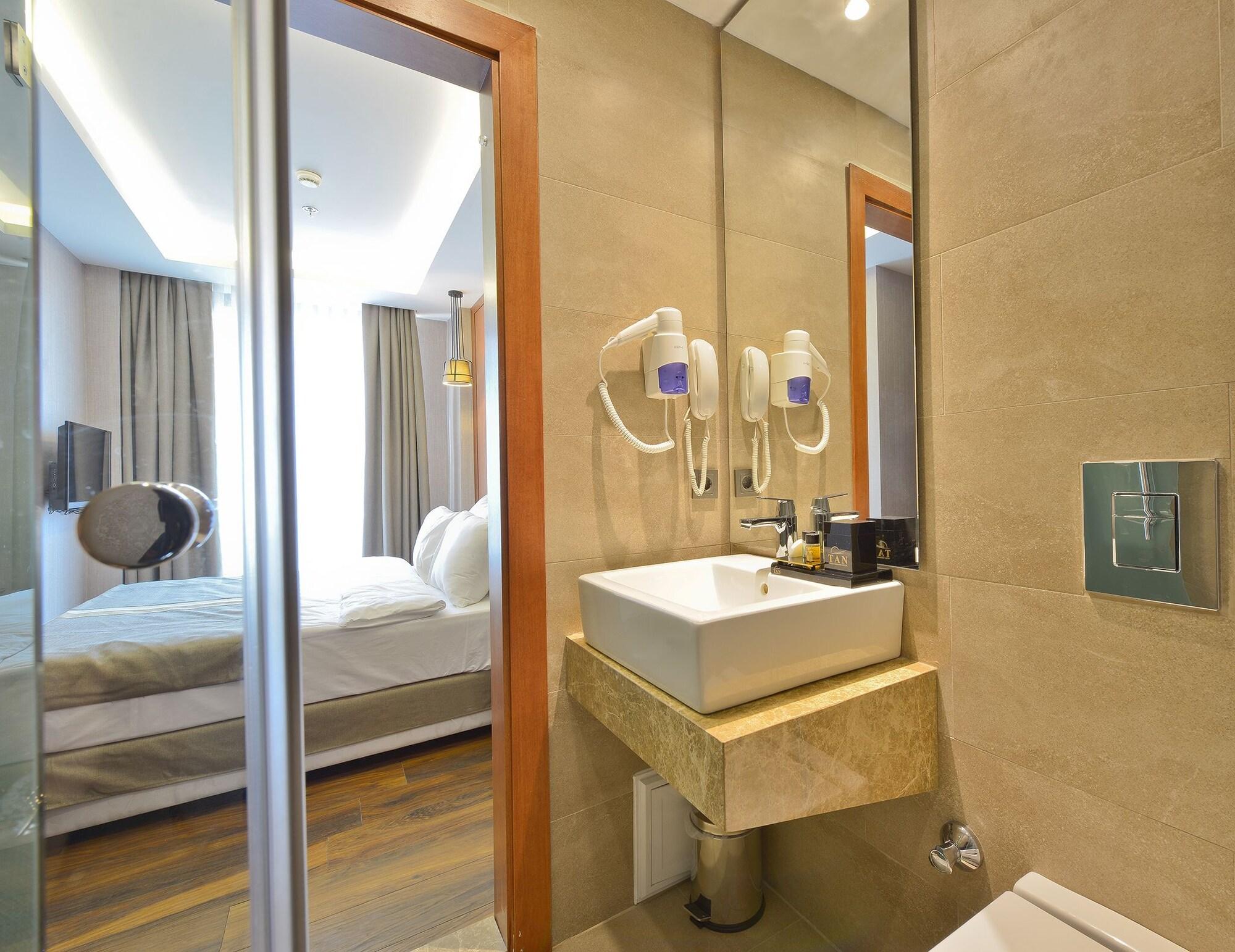 Blueway Hotel City 伊斯坦布尔 外观 照片