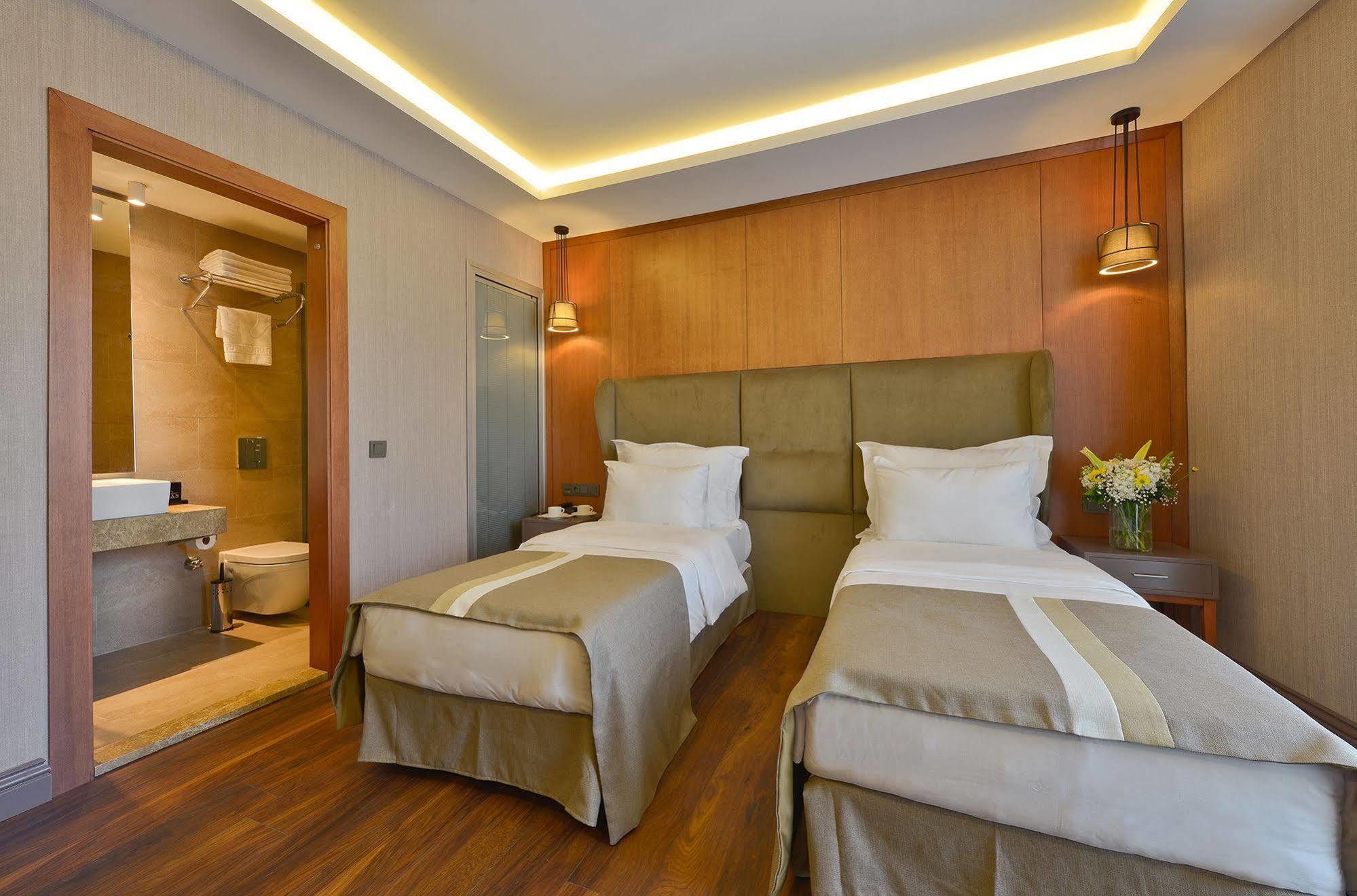 Blueway Hotel City 伊斯坦布尔 外观 照片